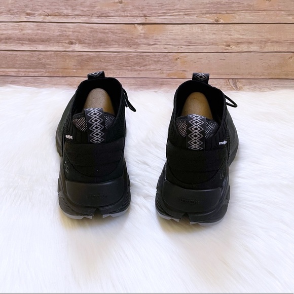 UGG Men’s Miwo Sport High Hyperweave In Black - Picture 6 of 8